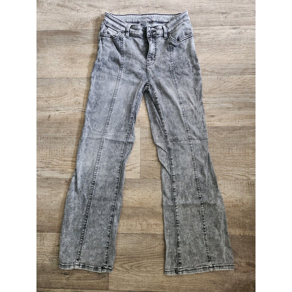 TIME & TRU Jeans Womens 6 Petite Gray Seamed Flare Jean Mid Rise Denim Pants